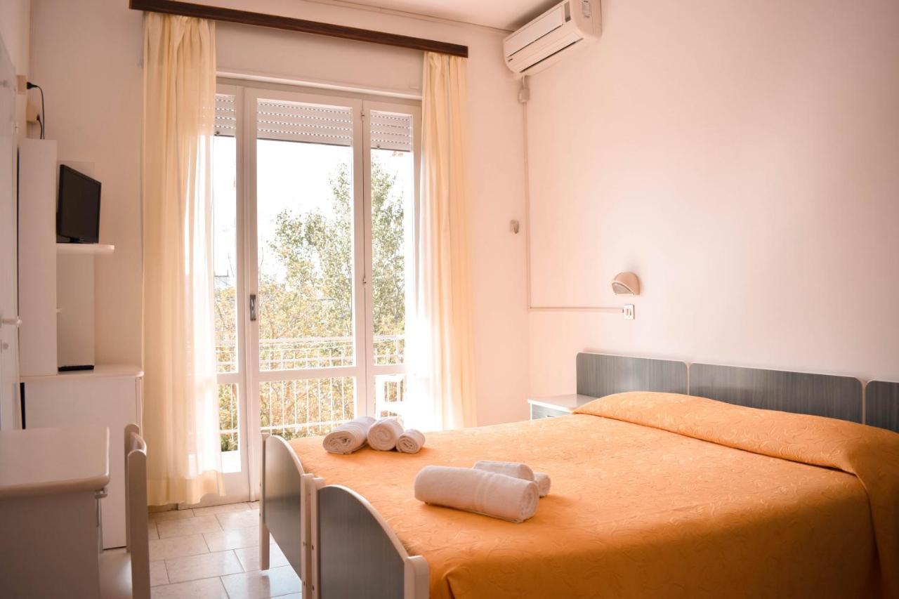 Hotel Zeus Cervia Luaran gambar