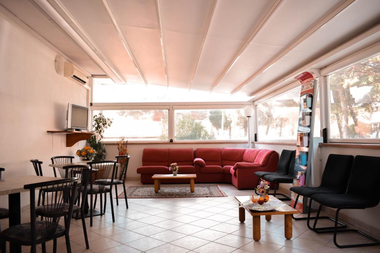 Hotel Zeus Cervia Luaran gambar
