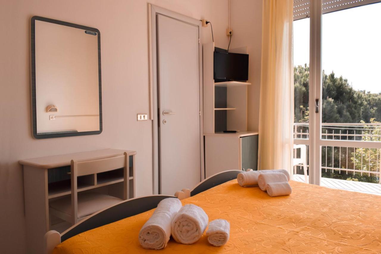 Hotel Zeus Cervia Luaran gambar